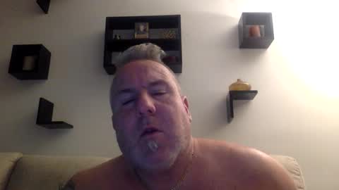 banana5289 online show from 04-28-26, 01:04