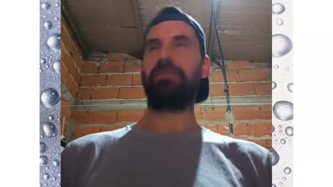 Ezequiel online show from 01-08-25, 01:42