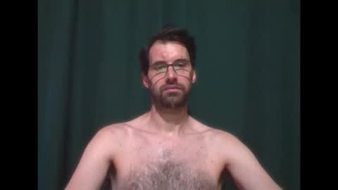 Snapshot of banana_argen_15 chatting on 12-23-25, 01:36 Ezequiel online show from 12-23-25, 01:36