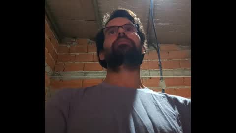 Snapshot of banana_argen_15 chatting on 02-17-26, 01:57 Ezequiel online show from 02-17-26, 01:57