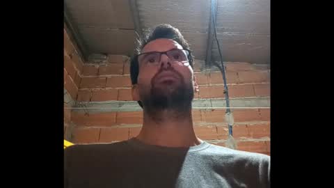 Snapshot of banana_argen_15 chatting on 03-13-26, 01:45 Ezequiel online show from 03-13-26, 01:45