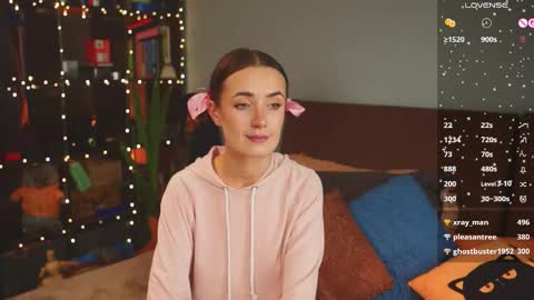 Ellen and  online show from 12-14-25, 05:29