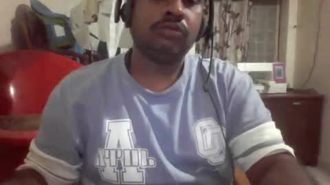 Snapshot of banda1212 chatting on 10-24-25, 05:20 banda1212 online show from 10-24-25, 05:20