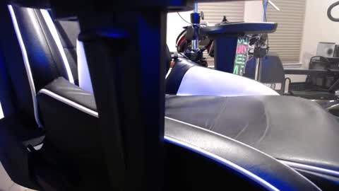 Snapshot of baneisher chatting on 02-20-25, 07:23 Baneisher online show from 02-20-25, 07:23