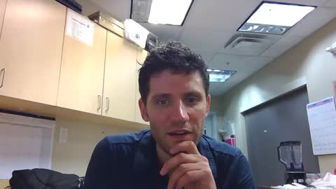 Snapshot of banginbeyonce chatting on 09-22-25, 01:07 tommy big dick money online show from 09-22-25, 01:07