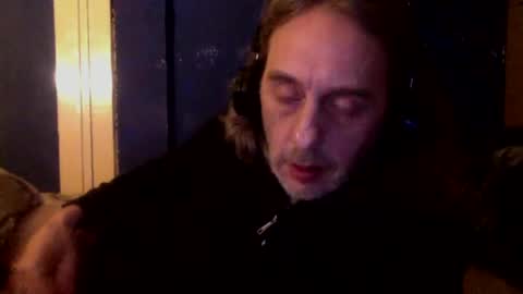 Snapshot of bangintoleather chatting on 12-06-24, 03:08 bangintoleather online show from 12-06-24, 03:08
