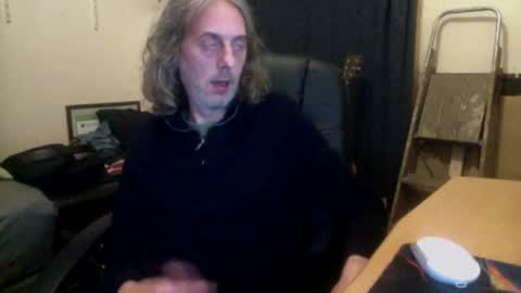 Snapshot of bangintoleather chatting on 09-11-25, 02:33 bangintoleather online show from 09-11-25, 02:33