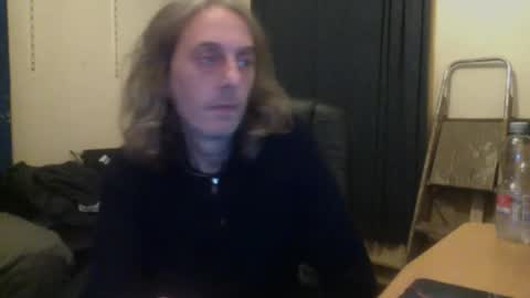 Snapshot of bangintoleather chatting on 11-01-25, 02:46 bangintoleather online show from 11-01-25, 02:46