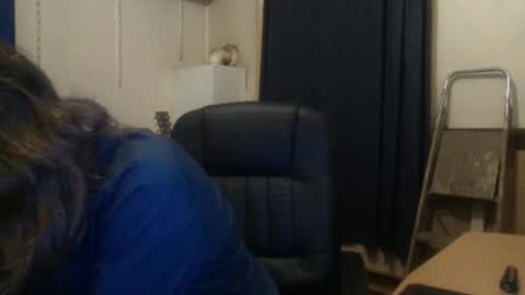 Snapshot of bangintoleather chatting on 11-16-25, 03:01 bangintoleather online show from 11-16-25, 03:01