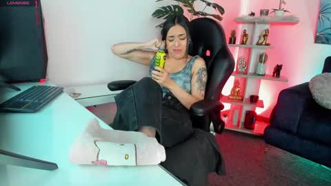 Snapshot of baphy_baby chatting on 09-10-25, 07:47 Gabi  online show from 09-10-25, 07:47
