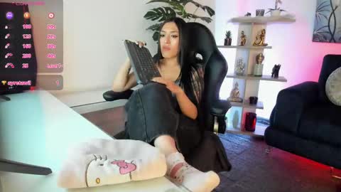 Snapshot of baphy_baby chatting on 09-25-25, 07:39 Gabi  online show from 09-25-25, 07:39