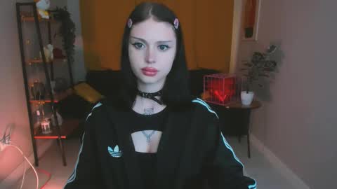 Snapshot of barbara_xkiss chatting on 02-17-25, 11:34 Barbara online show from 02-17-25, 11:34