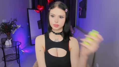 Snapshot of barbara_xkiss chatting on 02-21-25, 05:35 Barbara online show from 02-21-25, 05:35