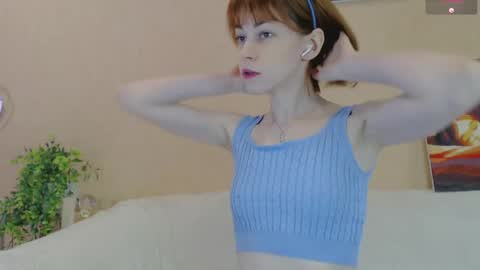 Snapshot of barbarian_girl chatting on 05-06-26, 10:31 Amina online show from 05-06-26, 10:31