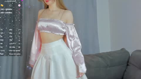 Kendall online show from 12-04-24, 09:24