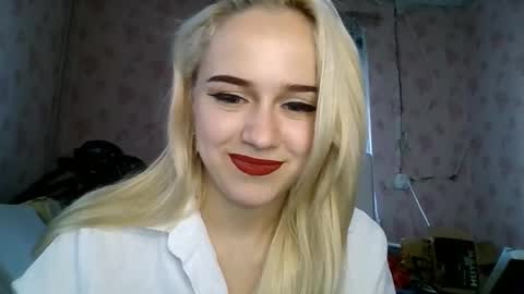 Snapshot of barbie___girl chatting on 11-15-25, 12:56 barbie___girl online show from 11-15-25, 12:56