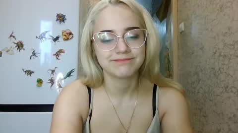 Snapshot of barbie___girl chatting on 12-02-25, 07:36 barbie___girl online show from 12-02-25, 07:36