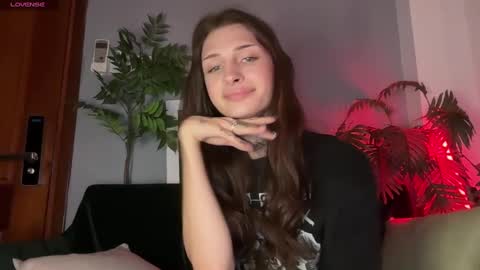 My name is Molly. Please say hello I like talking to you. If you have any wishes or obscene desires please use the tip menu online show from 02-03-25, 02:55