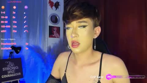 Snapshot of barbie_boy_ chatting on 10-09-25, 08:01          I work from home this is my room 3 online show from 10-09-25, 08:01