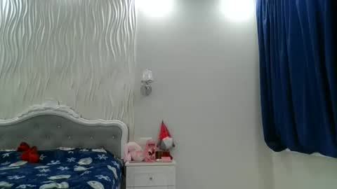 Snapshot of barbie_giirls_ chatting on 02-23-26, 07:00 Kate online show from 02-23-26, 07:00