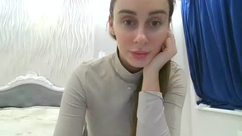 Snapshot of barbie_giirls_ chatting on 03-15-26, 04:02 Kate online show from 03-15-26, 04:02
