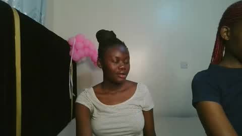 Snapshot of barbie_queen2 chatting on 09-26-25, 09:24 queen online show from 09-26-25, 09:24