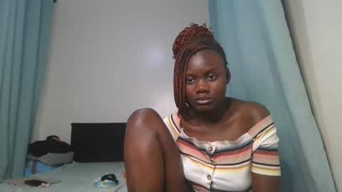 queen online show from 12-20-25, 10:50