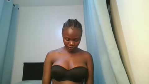 queen online show from 02-20-26, 12:29