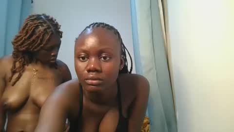 queen online show from 03-01-26, 02:35