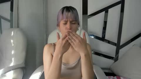 Barbie online show from 10-09-25, 01:09