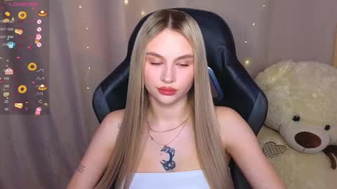 Eva online show from 09-17-25, 12:51