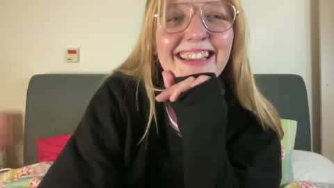 barbiegirl966 online show from 12-26-24, 09:26