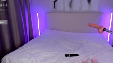  Emma online show from 10-06-25, 09:23