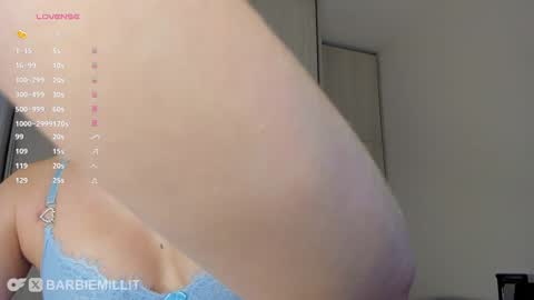 Snapshot of barbiemillit chatting on 01-25-25, 01:21 barbiemillit online show from 01-25-25, 01:21