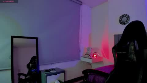 Barbie... online show from 10-26-25, 04:29