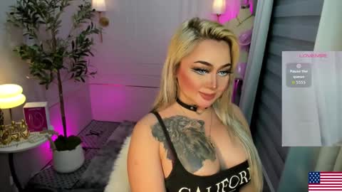 Miss Alexa Fields  online show from 10-18-25, 05:25