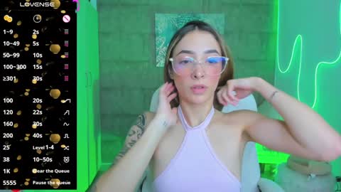 Snapshot of barbiie_scoth chatting on 01-17-25, 09:17 Barbie Scot online show from 01-17-25, 09:17