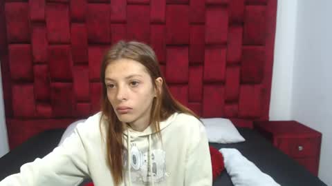 Snapshot of barby_jones25 chatting on 04-28-26, 12:32 Barby online show from 04-28-26, 12:32