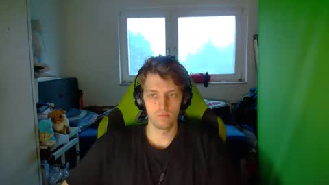 Snapshot of barca200 chatting on 02-25-25, 06:25 barca200 online show from 02-25-25, 06:25