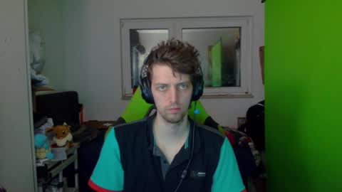 Snapshot of barca200 chatting on 03-07-25, 07:05 barca200 online show from 03-07-25, 07:05