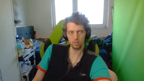 Snapshot of barca200 chatting on 03-09-25, 03:38 barca200 online show from 03-09-25, 03:38