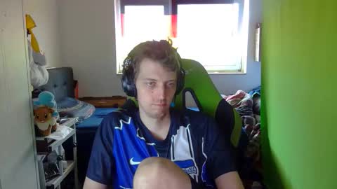 Snapshot of barca200 chatting on 09-14-25, 07:07 barca200 online show from 09-14-25, 07:07