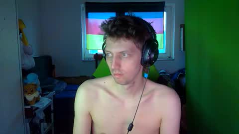 Snapshot of barca200 chatting on 09-15-25, 05:07 barca200 online show from 09-15-25, 05:07