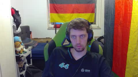 Snapshot of barca200 chatting on 10-04-25, 08:18 barca200 online show from 10-04-25, 08:18