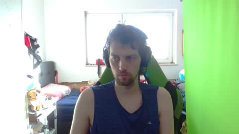 Snapshot of barca200 chatting on 10-20-25, 07:31 barca200 online show from 10-20-25, 07:31