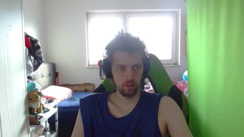 Snapshot of barca200 chatting on 10-21-25, 08:37 barca200 online show from 10-21-25, 08:37