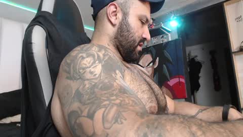 Snapshot of bardockroy_ chatting on 01-20-25, 02:43 bardock online show from 01-20-25, 02:43