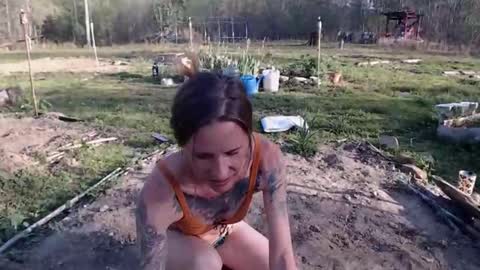 BareFootMuse online show from 04-14-26, 10:38