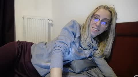 Lena online show from 01-21-25, 08:00