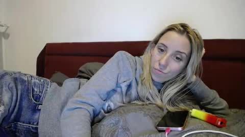 Lena online show from 02-06-25, 07:40